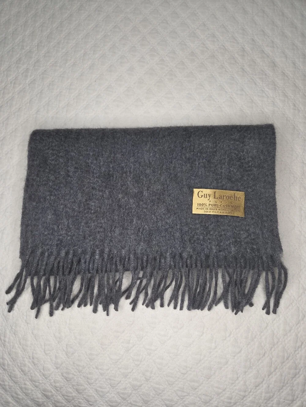 Guy Laroche Paris Grey Cashmere Scarf with Fringe Men Women Unisex